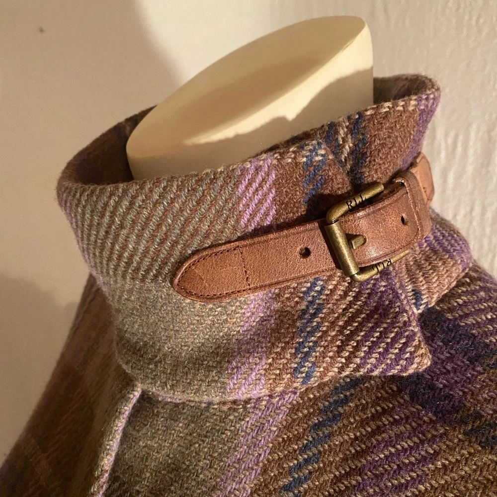 Ralph Lauren Belted Cape - Picture 4 of 10